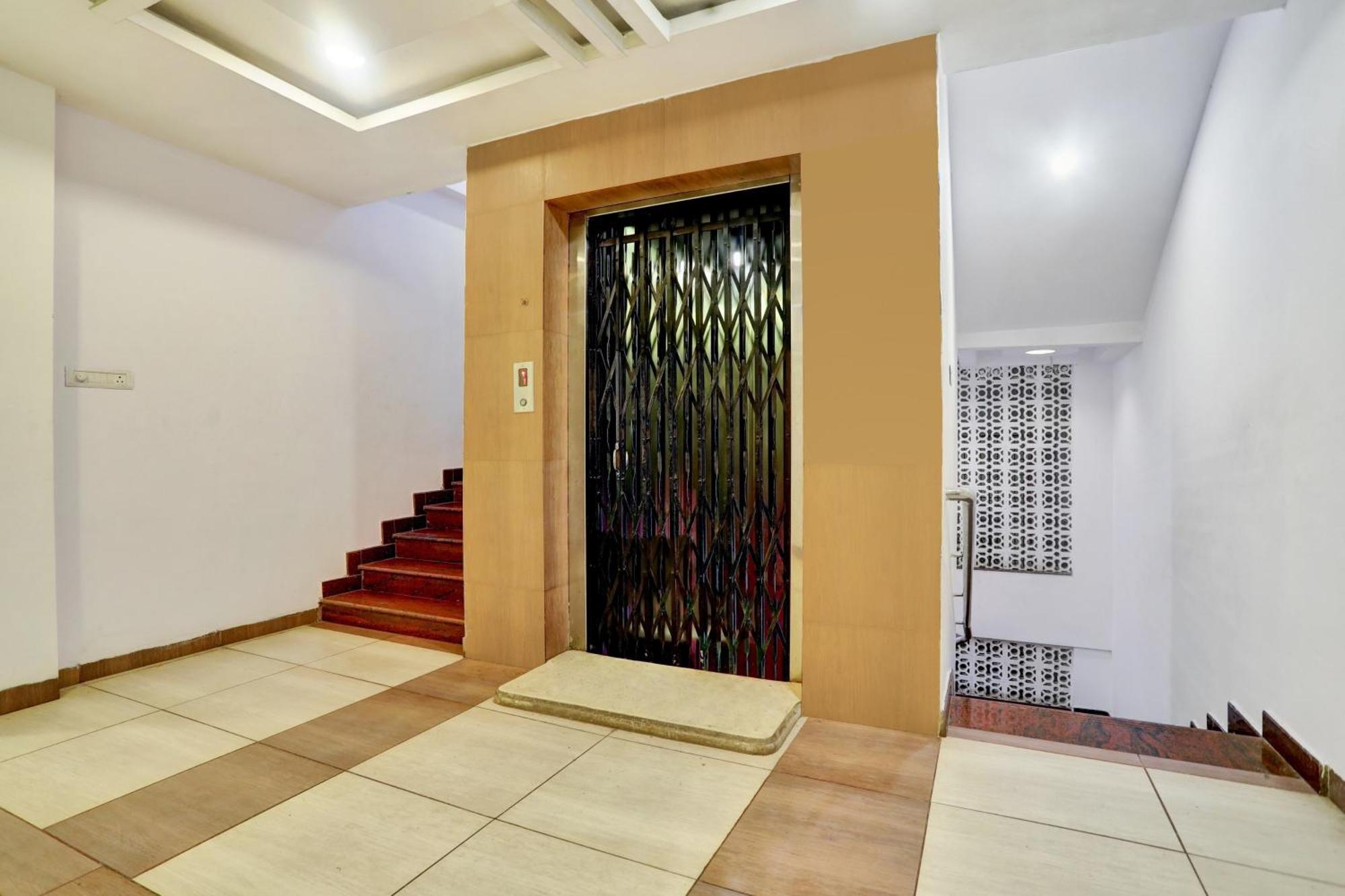 Townhouse Eluru Exterior foto