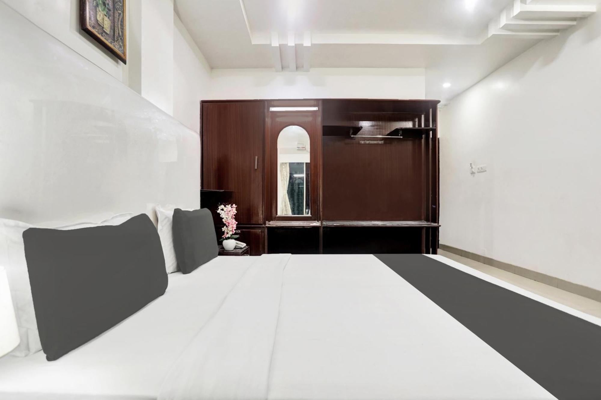 Townhouse Eluru Exterior foto