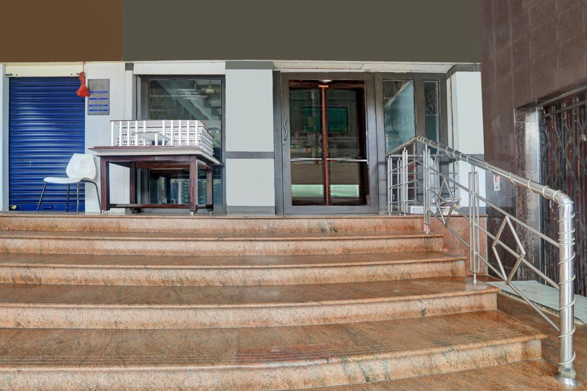 Townhouse Eluru Exterior foto